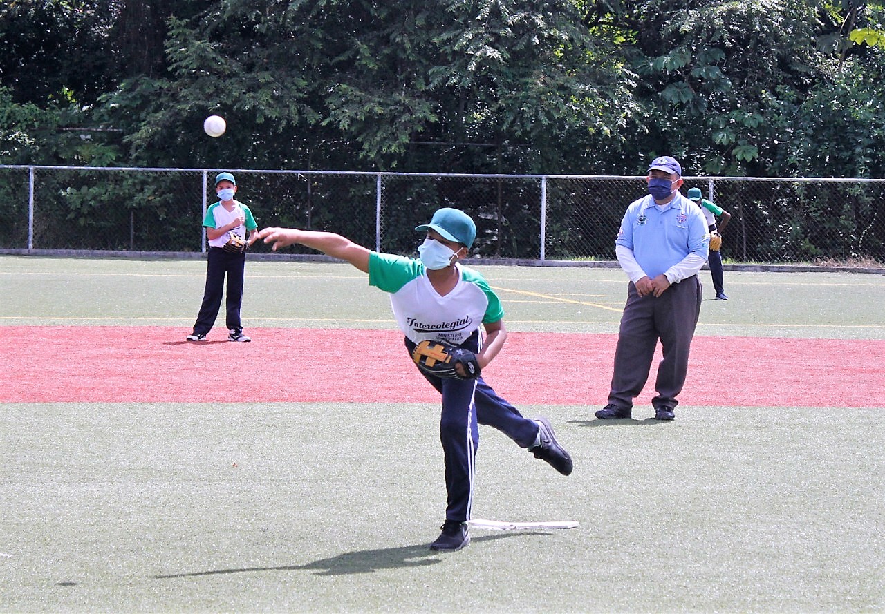 Torneo Intercolegial de Béisbol Infantil se trasladó este martes al complejo deportivo de Santa Marta, San Miguelito.