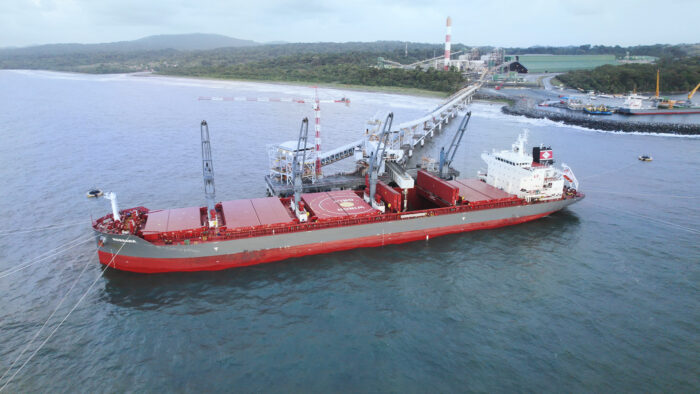 “Balance positivo: Cuatro años de exportaciones de cobre panameño impulsan la economía nacional”