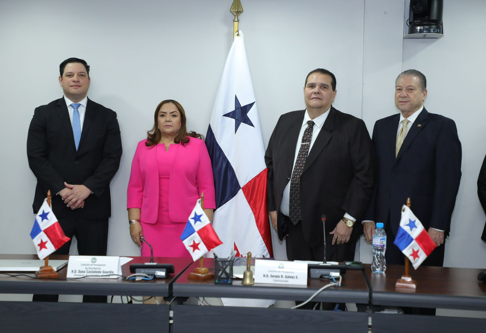 Instalación de la Comisión de Presupuesto y Comisión de Asuntos Municipales.