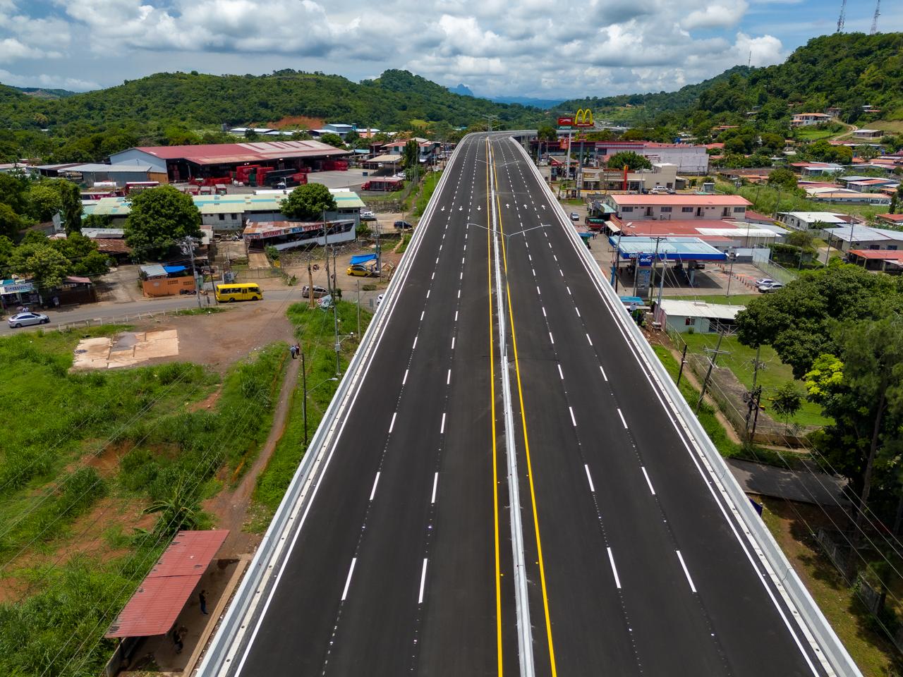 MOP anuncia apertura del viaducto del Corredor de Las Playas.