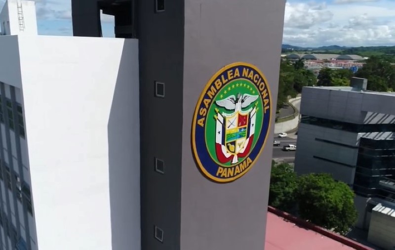 Asamblea Nacional no ha autorizado colocación de vallas